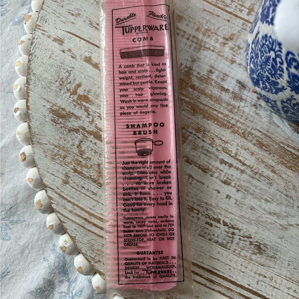 Vintage Tupperware Pink Comb NIP
